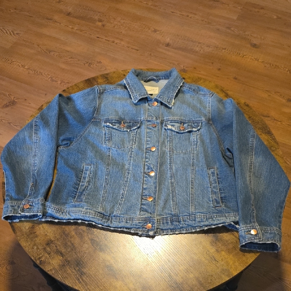 Universal Thread Blue Jean Jacket Timeless Style